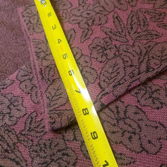 Soft Suroundings coat knit Large button snap bell sleeve maroon black roses - Picture 13 of 15